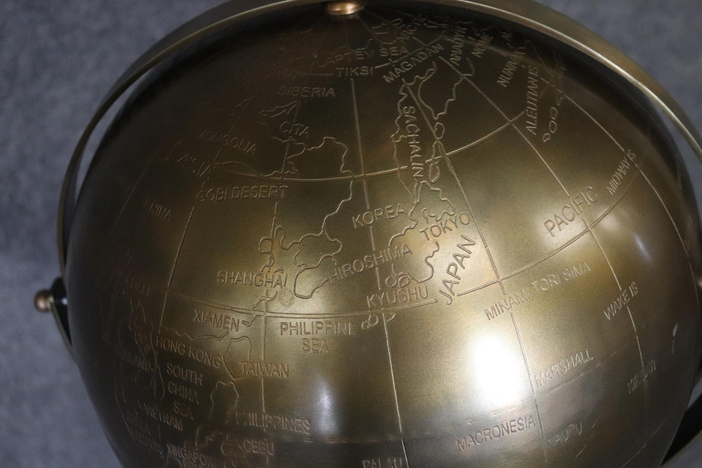 Mid-Century Modern Brass World Globe Sculpture, circa 1970