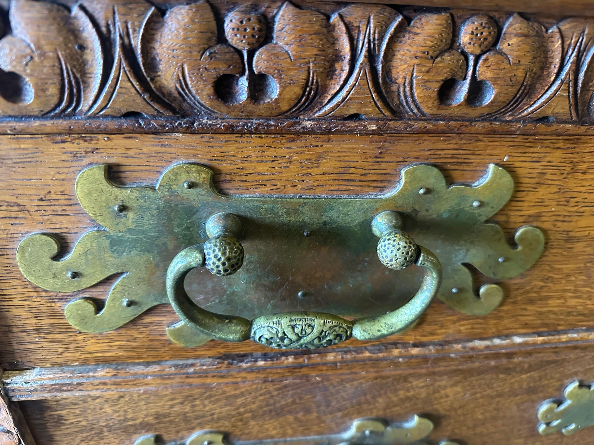 Rare Figural Quarter Sawn Tiger Oak Victorian Breakfront Backbar Sideboard